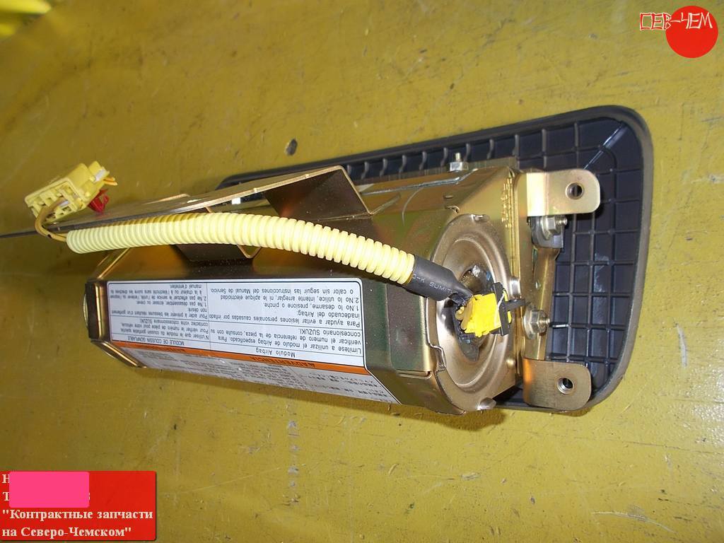 ESCUDO TJ32W НАКЛАДКА SRS ПАССАЖ.ЗАРЯЖЕННАЯ Suzuki Escudo