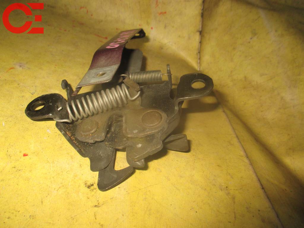 BB NCP30 ЗАМОК КАПОТА Toyota bB