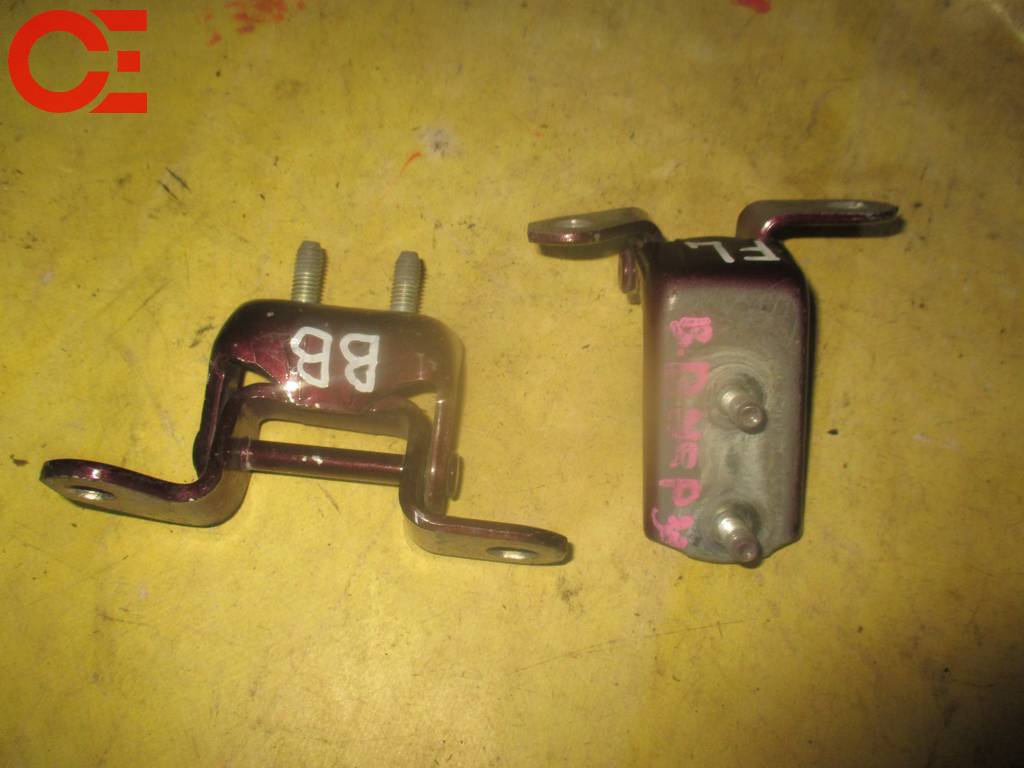 BB NCP30 ПЕТЛЯ ДВЕРИ (ПАРА) задняя левая Toyota bB