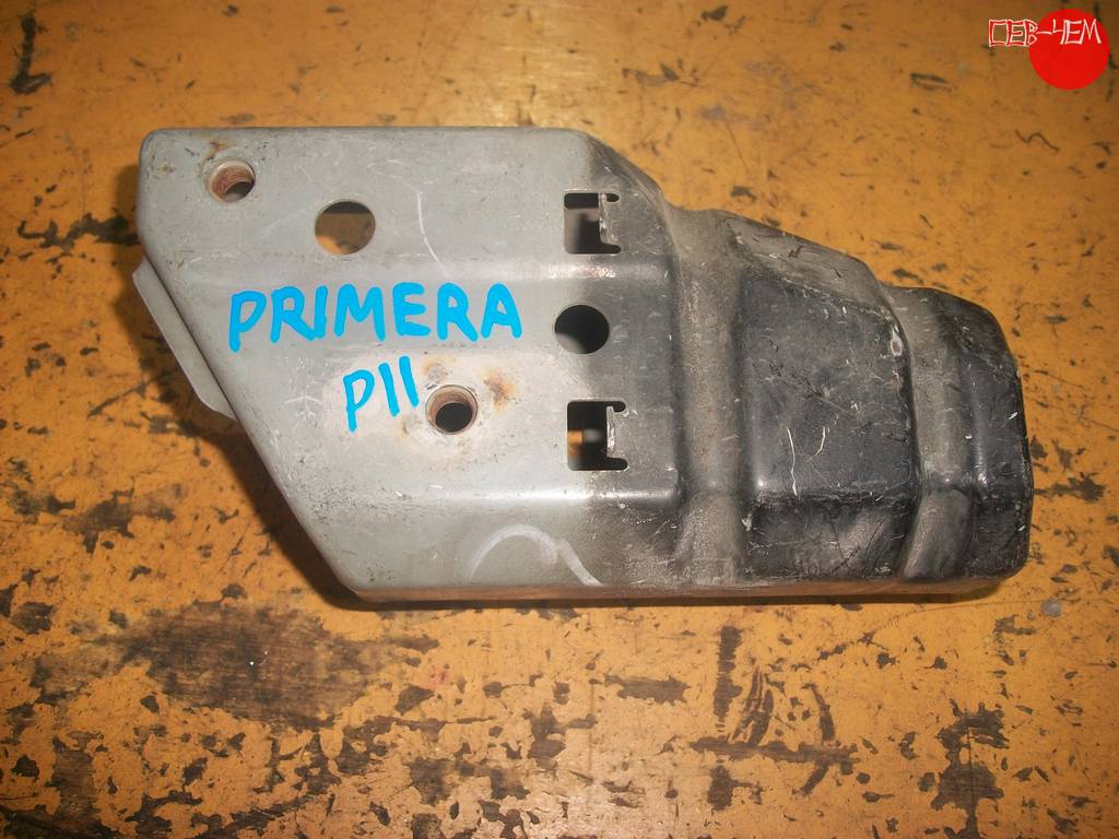 кронштейн усилителя бампера Nissan Primera