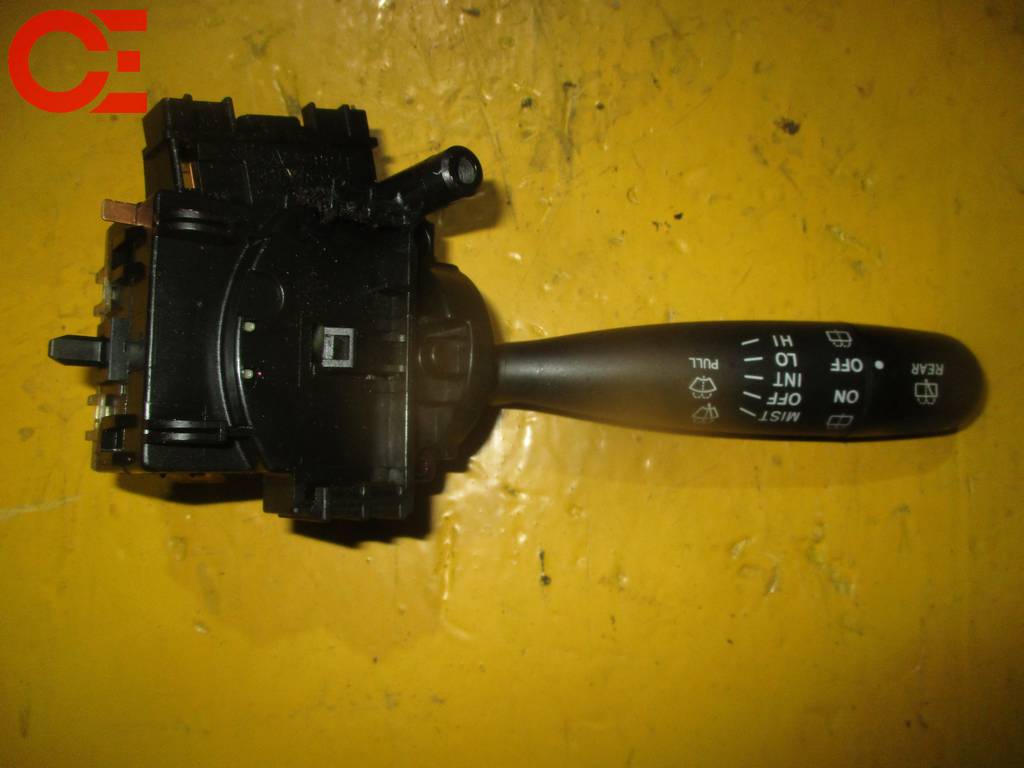 BB NCP30 ПЕРЕКЛЮЧАТЕЛЬ ДВОРНИКОВ Toyota bB
