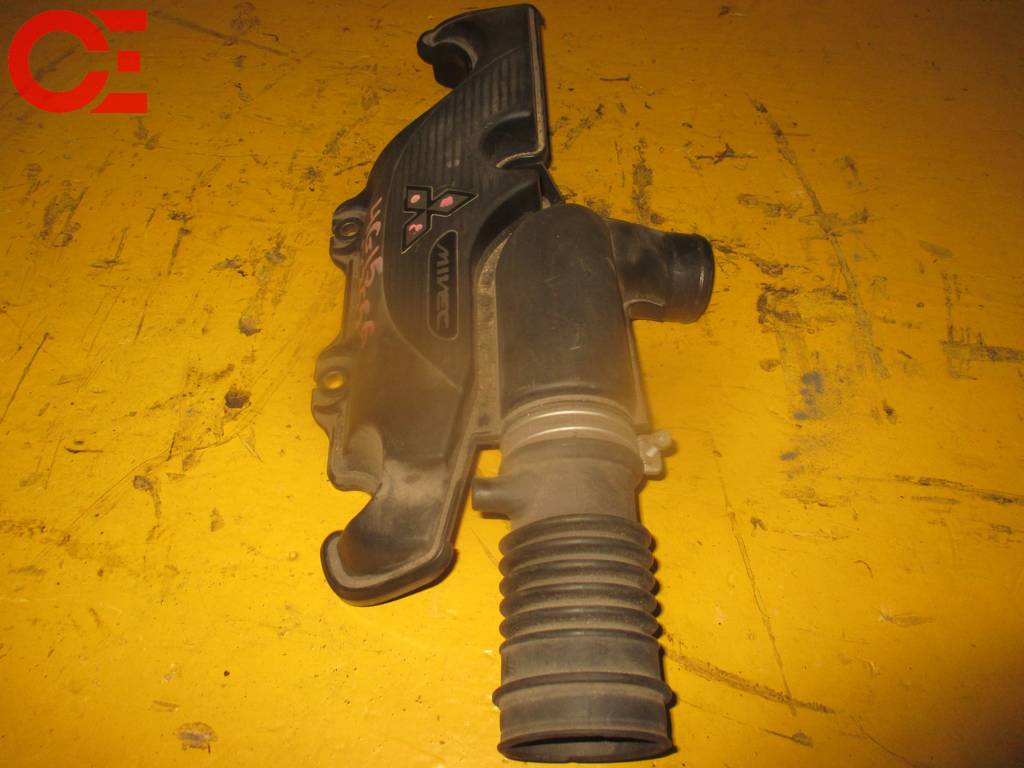 COLT Z21A ДЕКОРАТИВНАЯ КРЫШКА ДВС Mitsubishi Colt