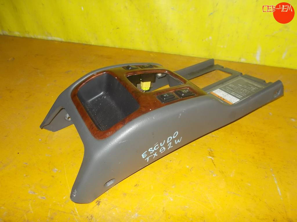 ESCUDO TX92W КОНСОЛЬ АКПП+КНОПКИ Suzuki Escudo
