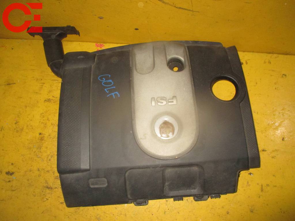 декоративная крышка двс Volkswagen Golf 5