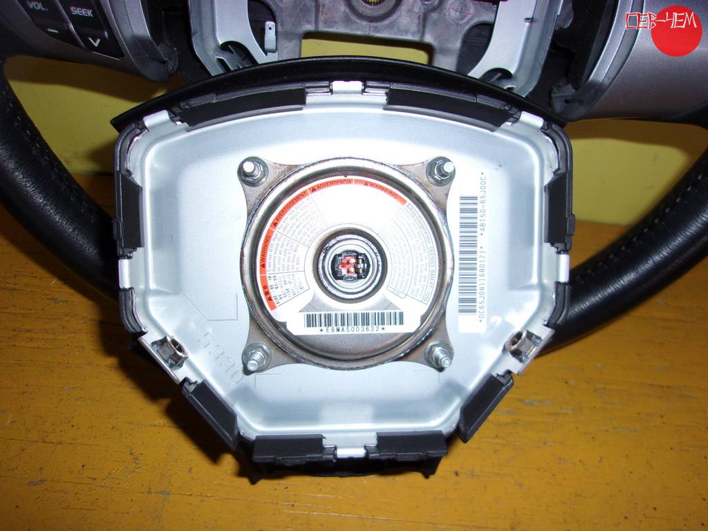 ESCUDO TD54W РУЛЬ (КОЖА)+SRS ЗАРЯЖЕН. Suzuki Escudo