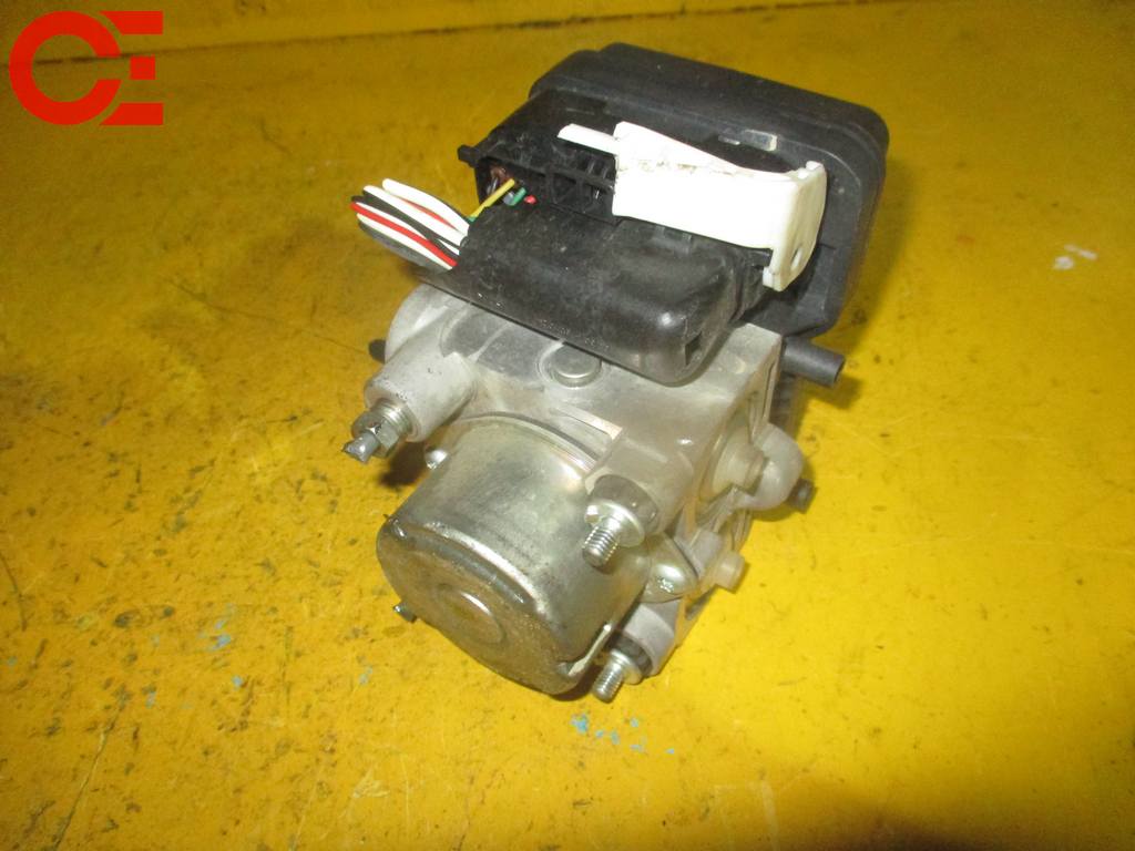 44510-52570 BELTA KSP92 БЛОК УПРАВЛЕНИЯ ABS Toyota Belta