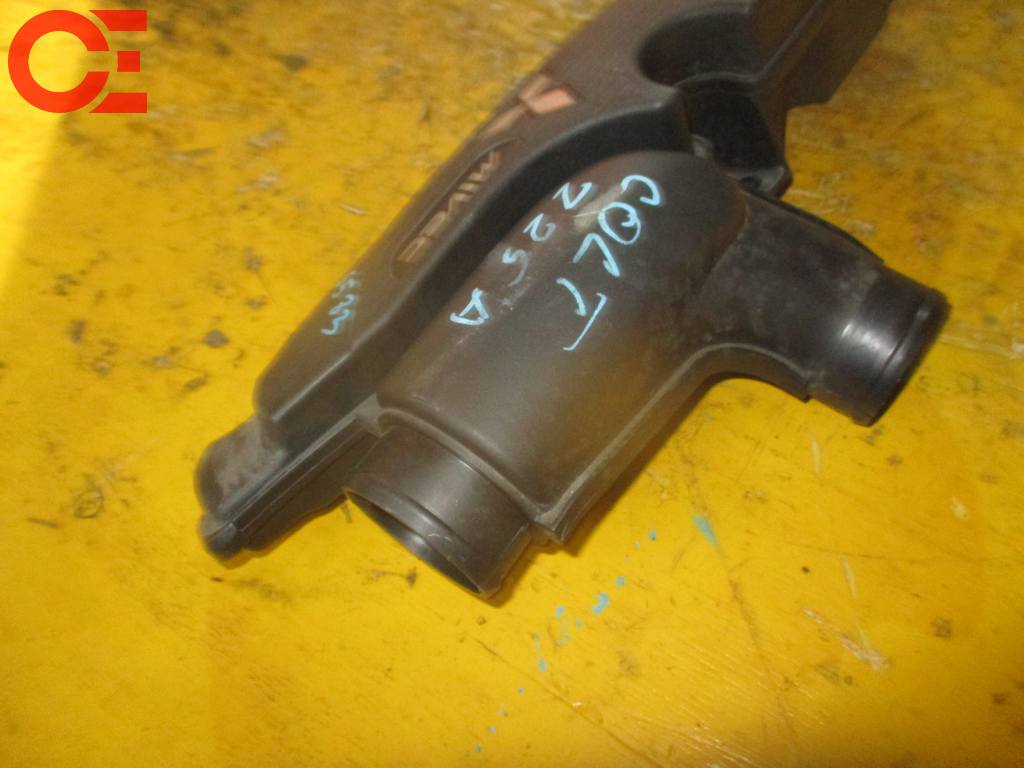 COLT Z25A ДЕКОРАТИВНАЯ КРЫШКА ДВС Mitsubishi Colt