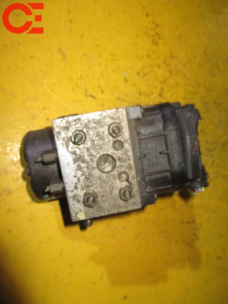 R NESSA N30 47660-5V000 БЛОК ABS Nissan R'nessa