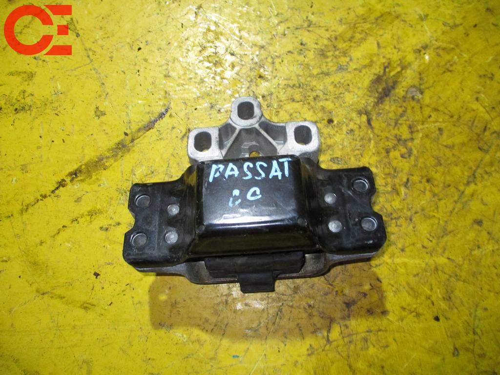 подушка двигателя Volkswagen Passat CC