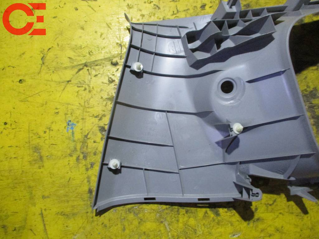 COLT Z25A ОБШИВКА БАГАЖНИКА ПРАВАЯ ВЕРХ Mitsubishi Colt