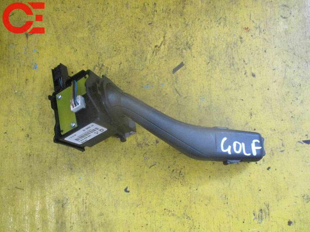переключатель стеклоочистителей Volkswagen Golf