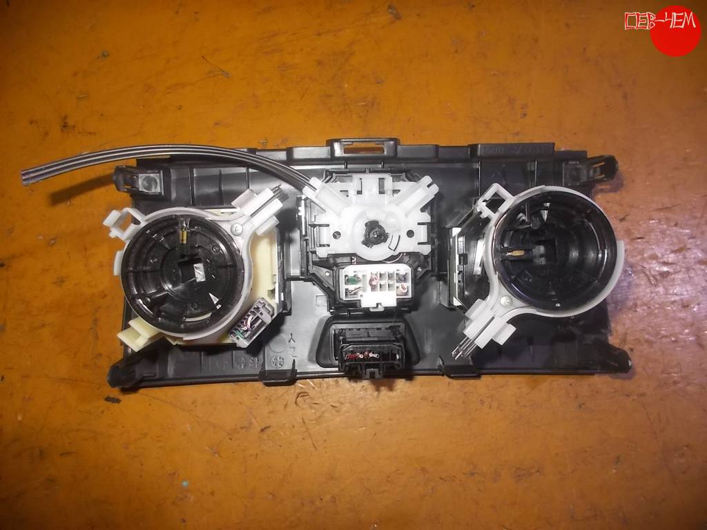 BB QNC20 КЛИМАТ-КОНТРОЛЬ Toyota bB
