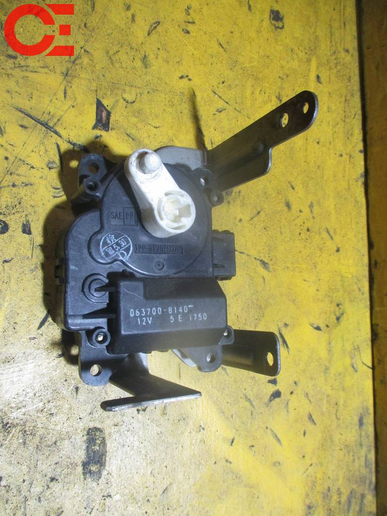 ODYSSEY RA6 МОТОРЧИК ЗАСЛОНКИ ПЕЧКИ 063700-8140 Honda Odyssey