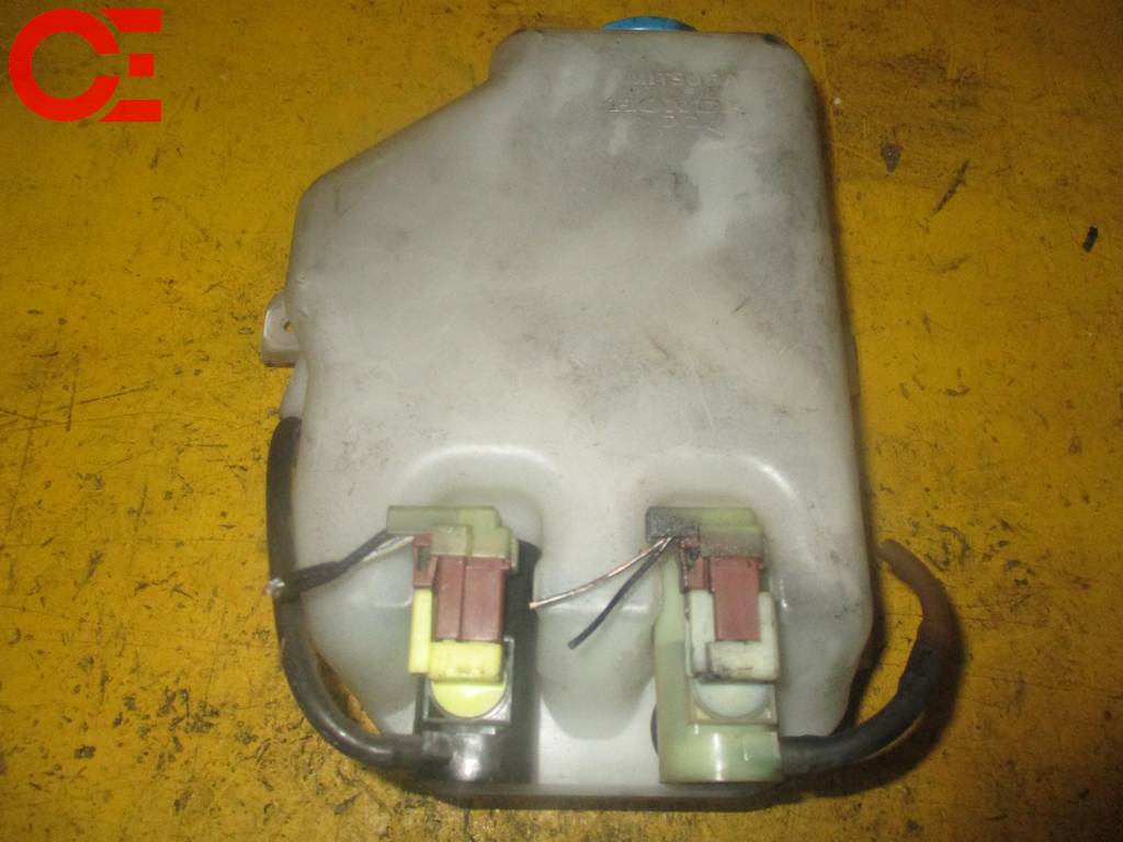 STEPWGN RF7 БАЧОК ОМЫВАТЕЛЯ БЕЗ МОТОРОВ Honda Stepwgn