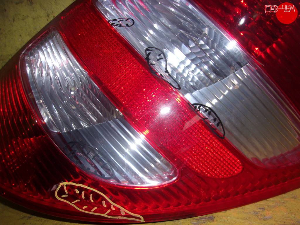 MERCEDES W169 СТОП ПРАВЫЙ, A 169 820 04 64 R ДЕФЕКТ Mercedes-Benz A-Class