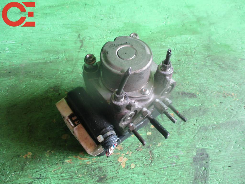 VITZ SCP90 БЛОК ABS 89541-52150 Toyota Vitz