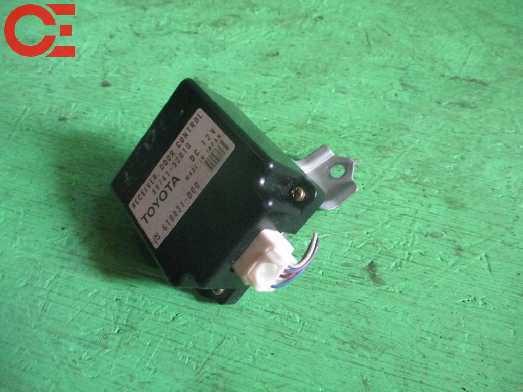 89741-52010 PLATZ NCP12 БЛОК УПРАВЛЕНИЯ ДВЕРЯМИ Toyota Platz