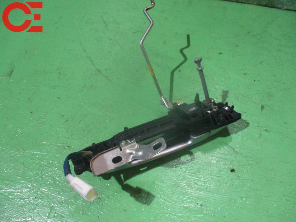 Кузов Toyota bB