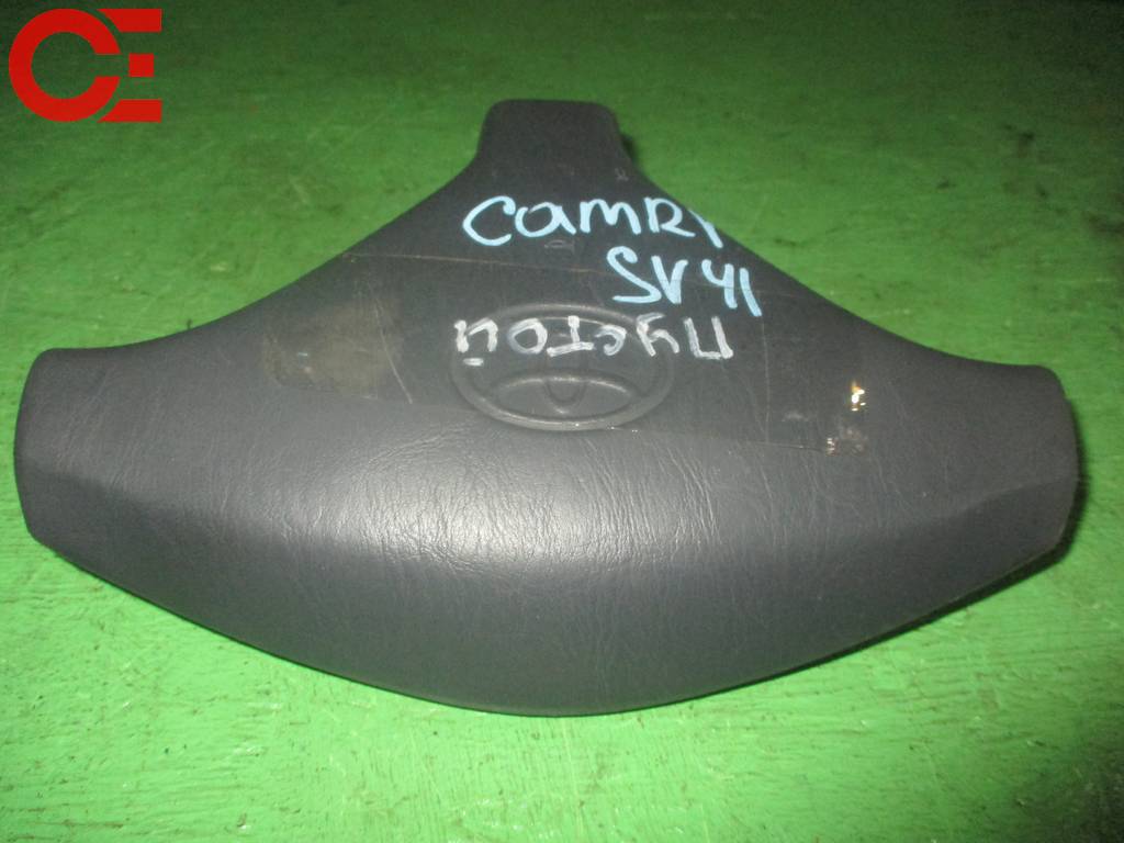 CAMRY SV41 AIRBAG ВОДИТЕЛЬСКИЙ НЕ ЗАРЯЖ. Toyota Camry