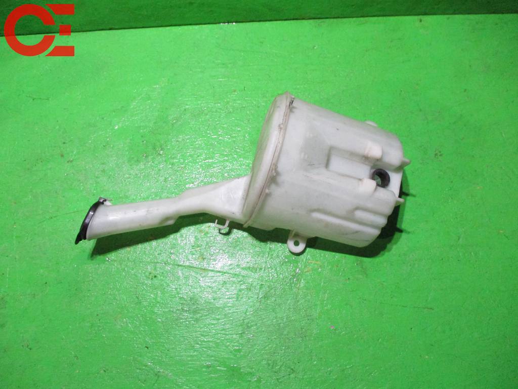 BB NCP30 БАЧОК ОМЫВАТЕЛЯ Toyota bB