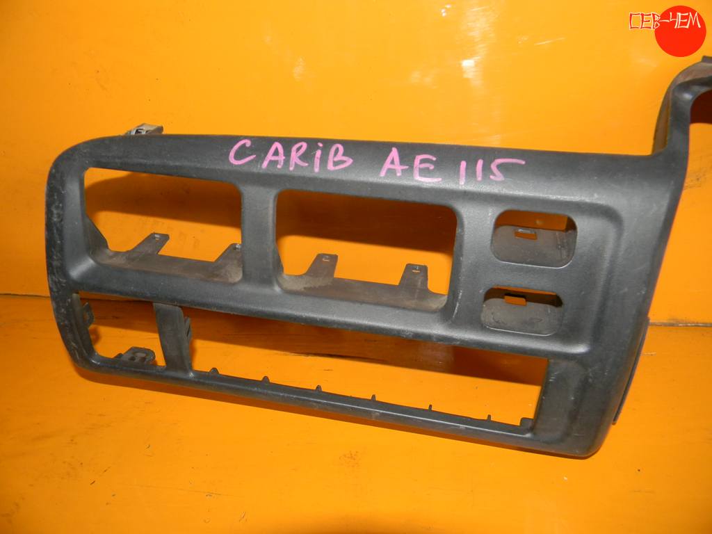 CARIB AE115 КОНСОЛЬ ТОРПЕДЫ Toyota Sprinter Carib