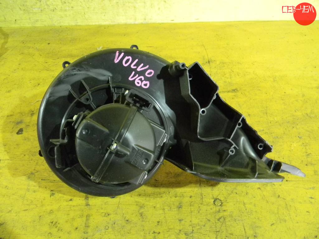 мотор печки Volvo V60