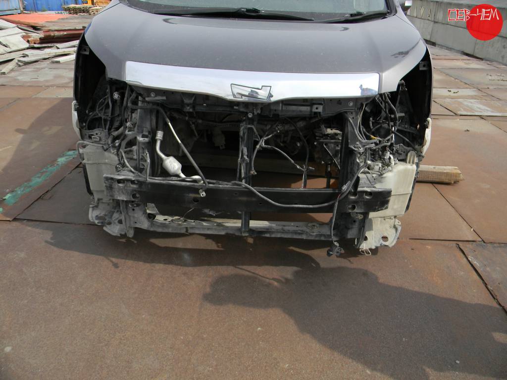 рамка радиатора Toyota Noah