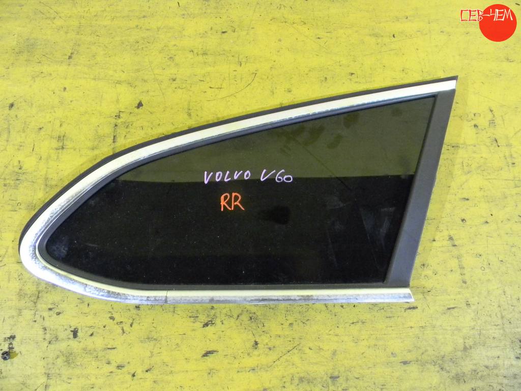 стекло багажника Volvo V60