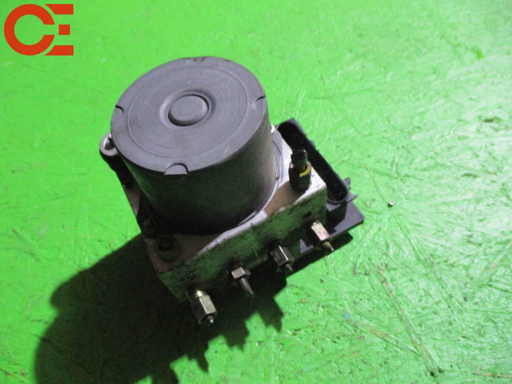 SUNNY FB15 БЛОК ABS 47660 8N000 Nissan Sunny