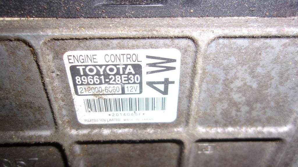 89661-28E30 БЛОК УПР. ДЕФЕКТ Toyota Noah