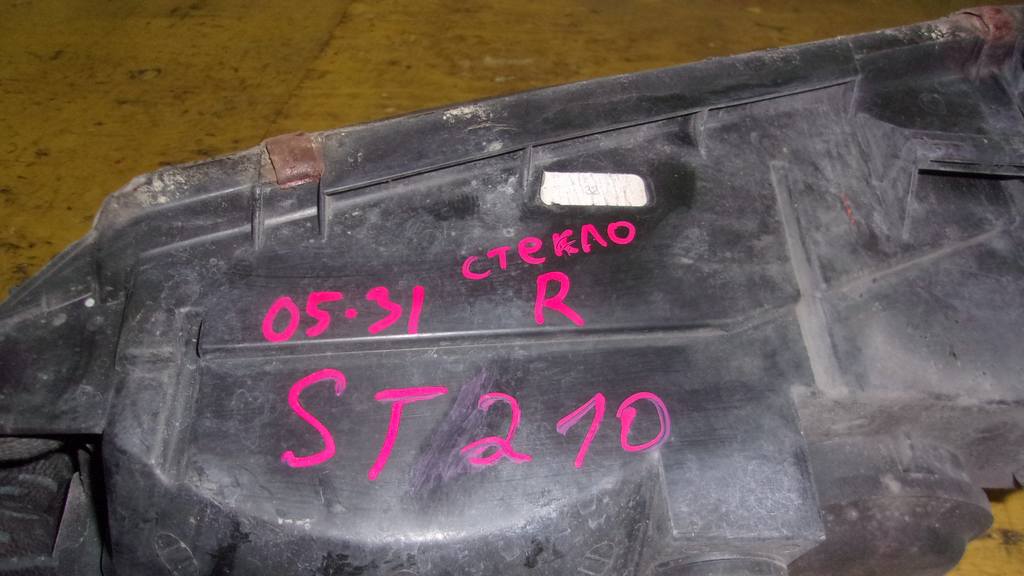 CALDINA ST210 ФАРА ПРАВАЯ 0531 (СТЕКЛО) Toyota Caldina
