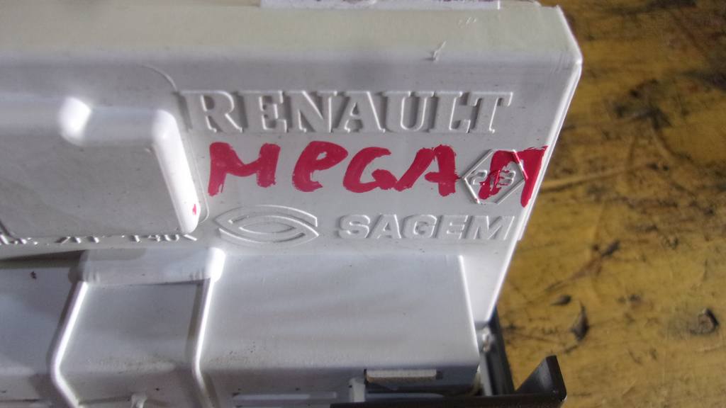 MEGANE II BM ЧАСЫ Renault Megane II