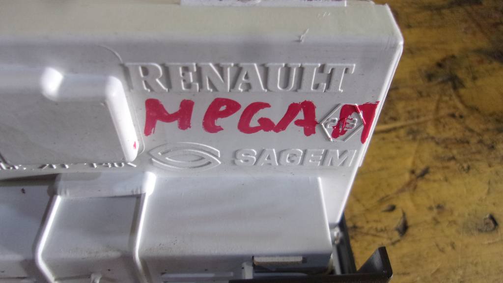 MEGANE II BM ЧАСЫ Renault Megane