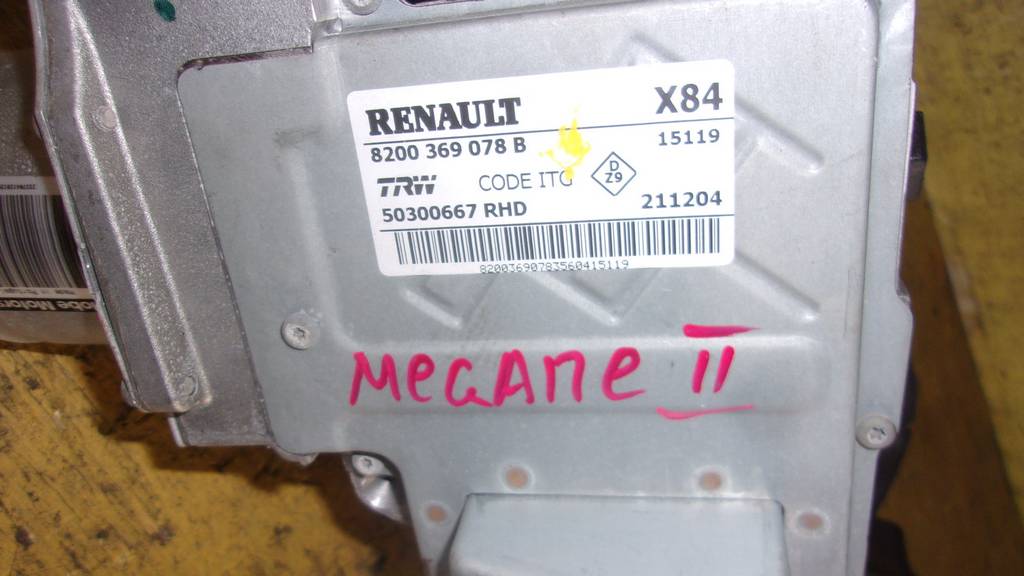 MEGANE II BM РУЛЕВАЯ КОЛОНКА ДЕФЕКТ Renault Megane