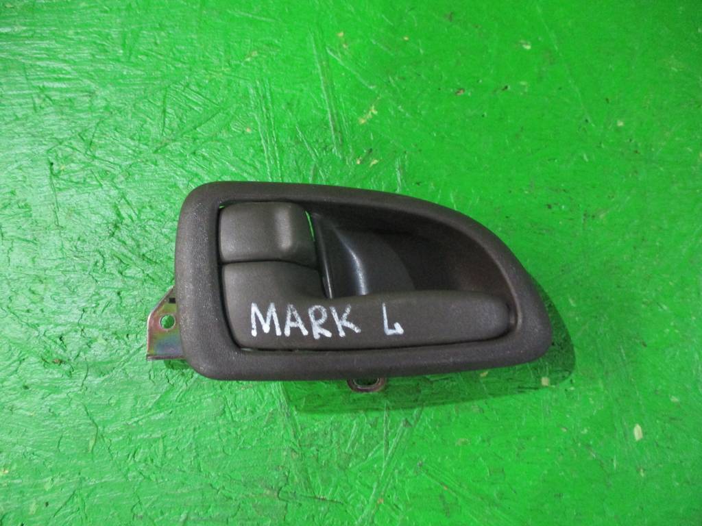 ручка в салоне Toyota Mark II