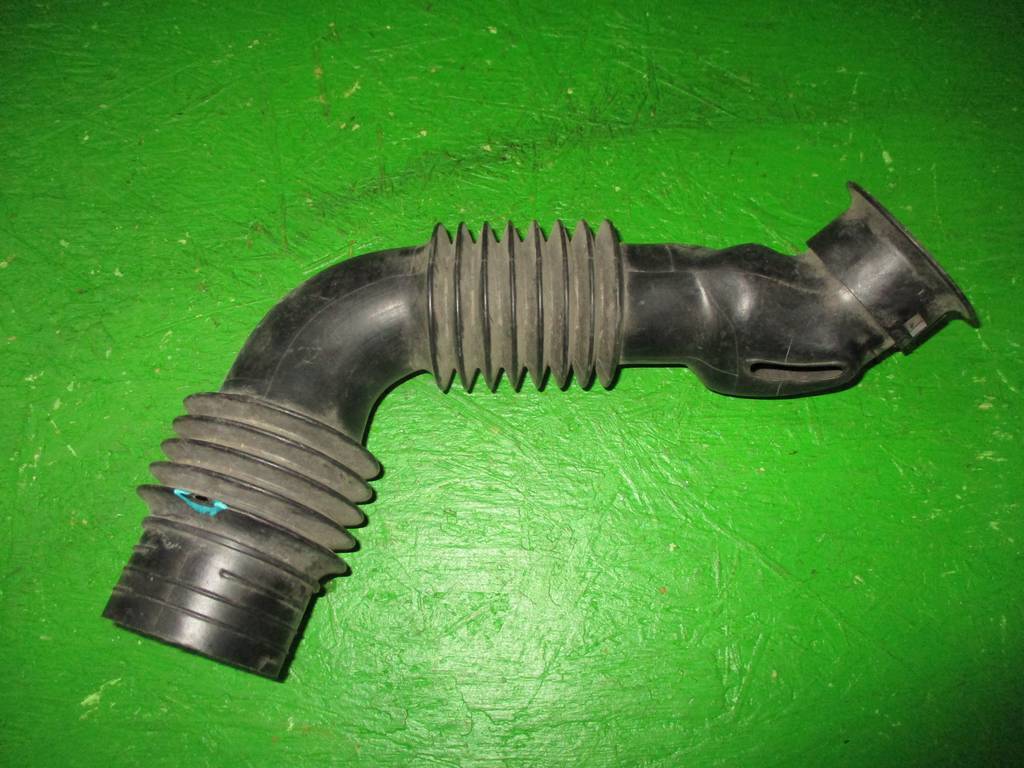 BB NCP31 ВОЗДУХОЗАБОРНИК Toyota bB