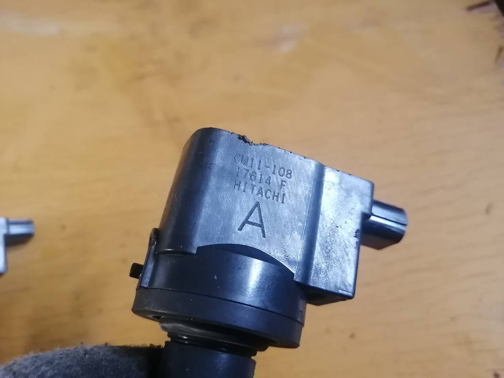L13A КАТУШКА ЗАЖИГАНИЯ CM11-108 задняя Honda Fit