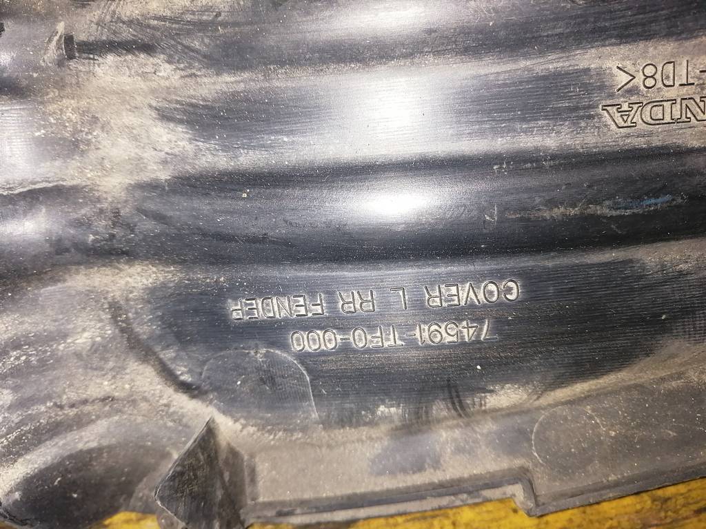 FIT GE6 ПОДКРЫЛОК ЗАДНИЙ ЛЕВЫЙ 74591-TF0-000 Honda Fit
