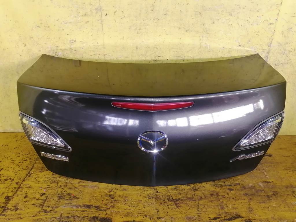 крышка багажника Mazda Axela