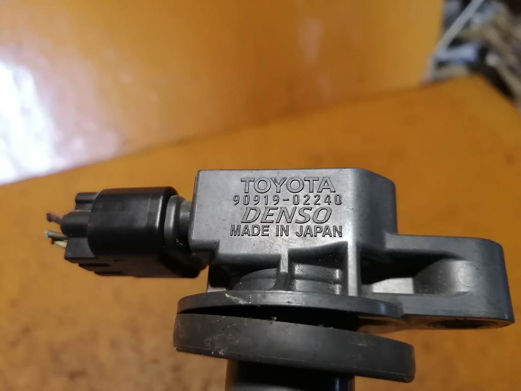 1SZFE КАТУШКА ЗАЖИГАНИЯ 90919-02240 Toyota Platz