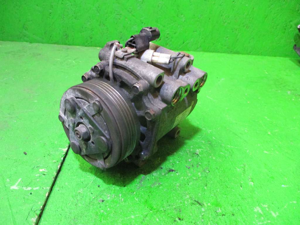 3G83 КОМПРЕССОР КОНДИЦИОНЕРА MN189413 Mitsubishi eK Wagon
