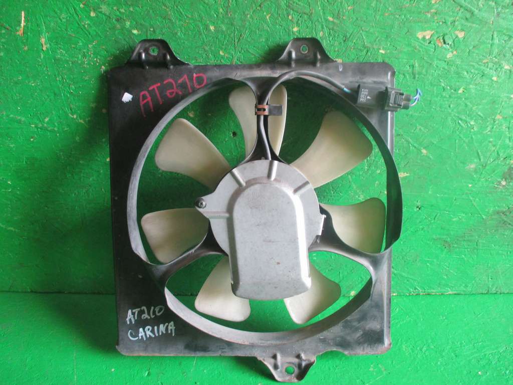 вентилятор радиатора Toyota Carina