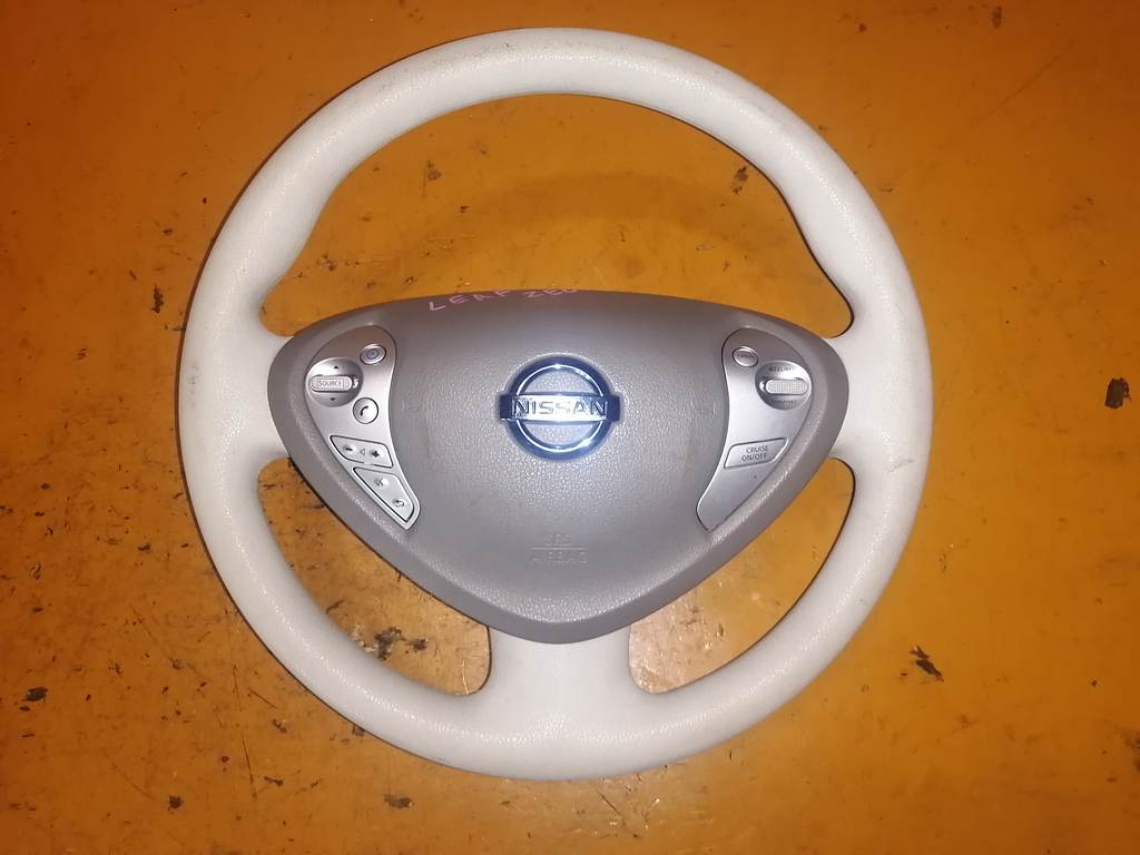 airbag водительский Nissan Leaf