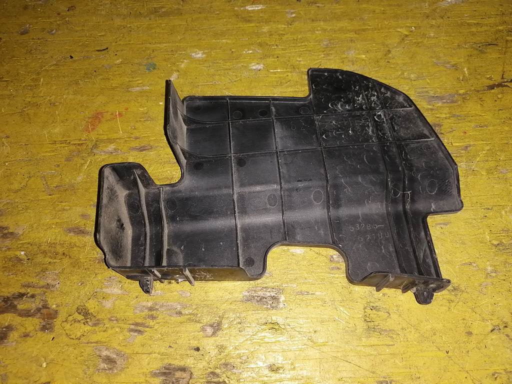 BB NCP30 ЗАЩИТА РАДИАТОРА 53285-52100 ЛЕВАЯ Toyota bB