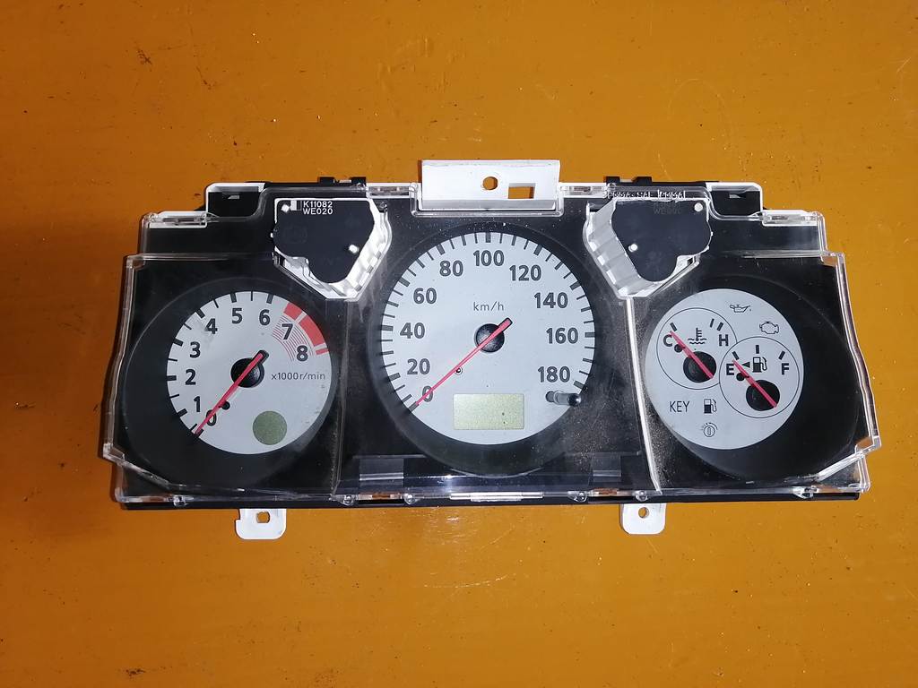 WINGROAD WRY11 ЩИТОК ПРИБОРОВ 3K WE82C/9R32 Nissan Wingroad