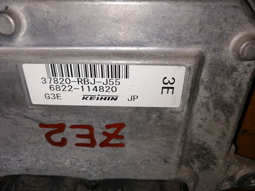 37820-RBJ-J55 БЛОК УПР.ДВС Honda Insight