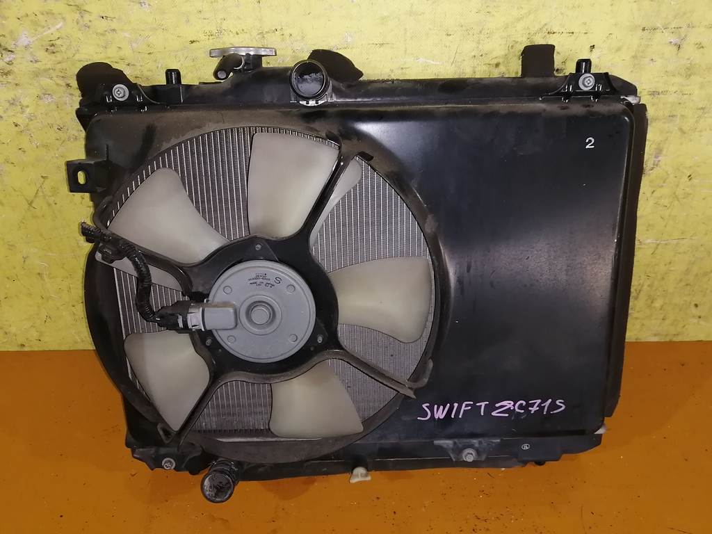радиатор основной Suzuki Swift