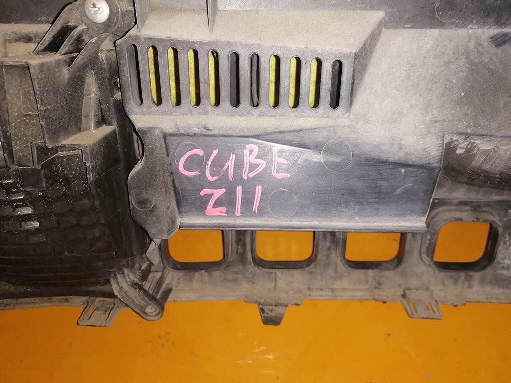 CUBE BZ11 РЕШЕТКА РАДИАТОРА Nissan Cube