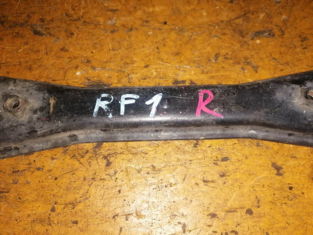 STEPWGN RF1 РЫЧАГ ЗАДНИЙ К Honda Stepwgn