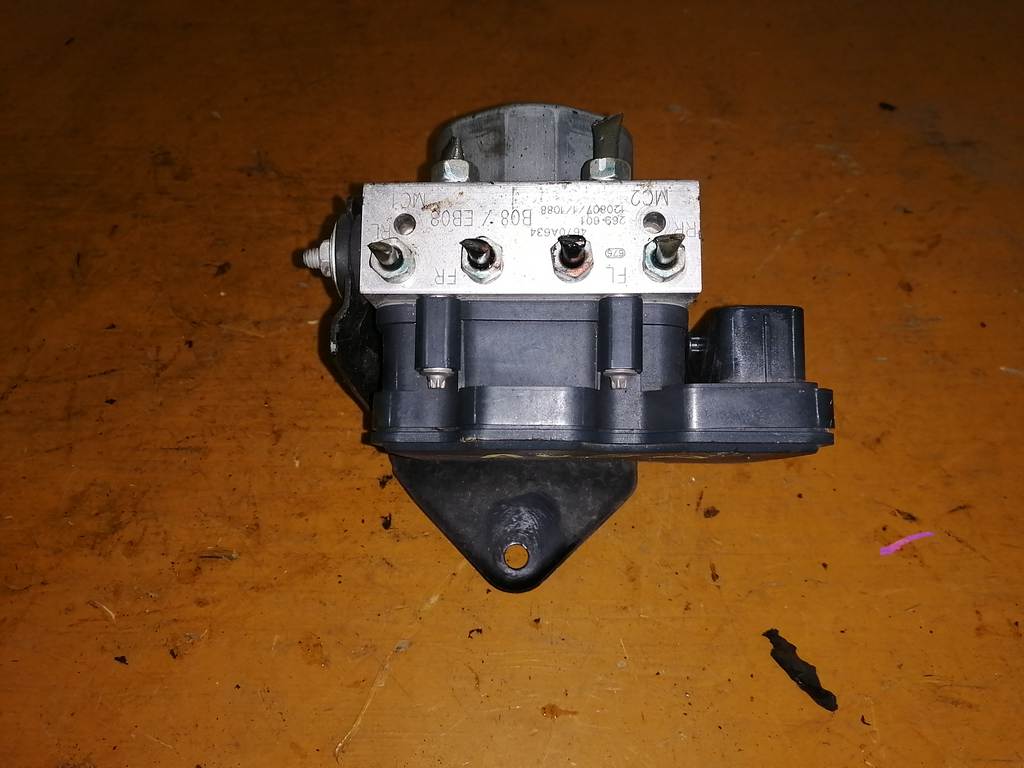 MIREAGE A05A БЛОК ABS 4670A634 Mitsubishi Mirage